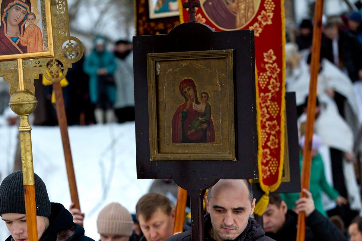 Крещение в храме. Храм Покрова Божией матери.