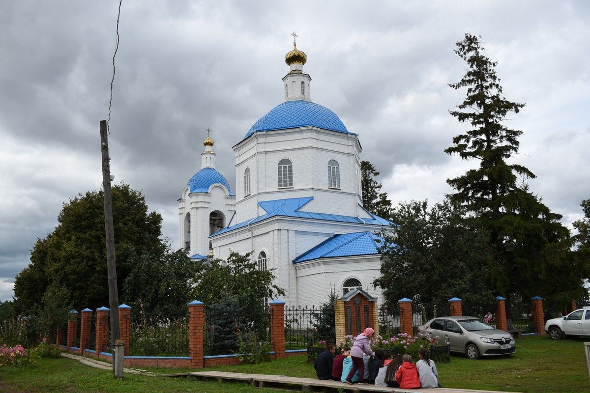 Эл село. Село сумки Марий Эл Церковь. Храм Рождества Пресвятой Богородицы сумки Марий Эл. Республика Марий Эл храм храм Рождества Пресвятой Богородицы. Сумки Горномарийский район Марий Эл Церковь.