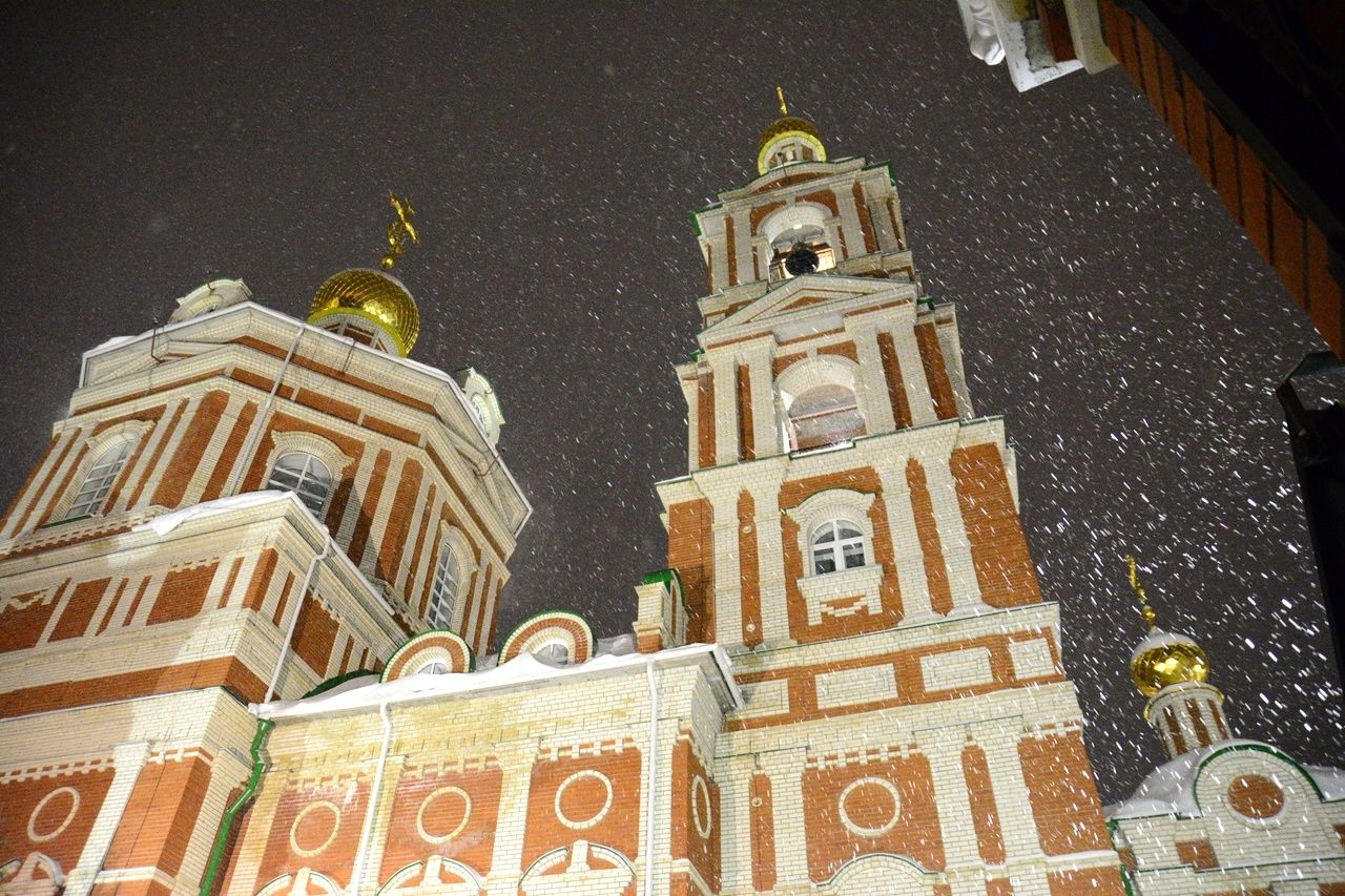 Воскресенский собор Йошкар Ола осень