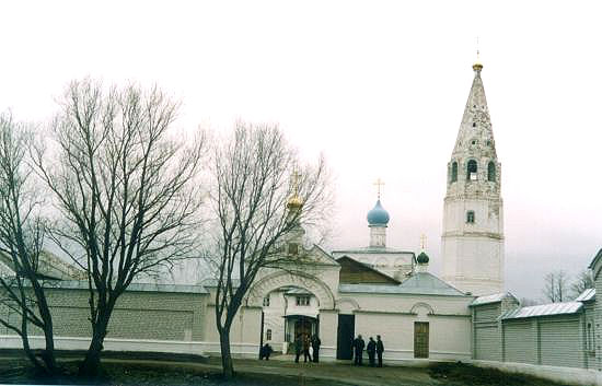 Село ежово. Мироносицкий монастырь Марий Эл. Ежовский Мироносицкий монастырь. Разрушенный Ежово Мироносицкий монастырь. Ежовский монастырь Марий.